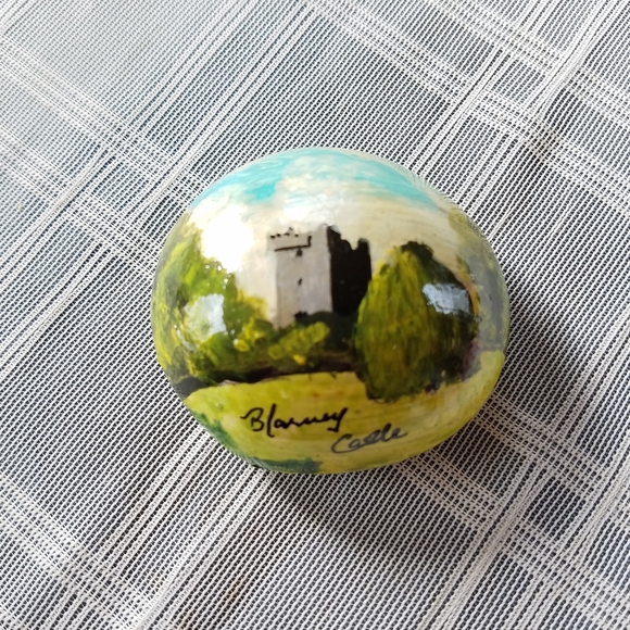 Blarney Castle Painted Blarney Stone Paperweight - Picture 1 of 3